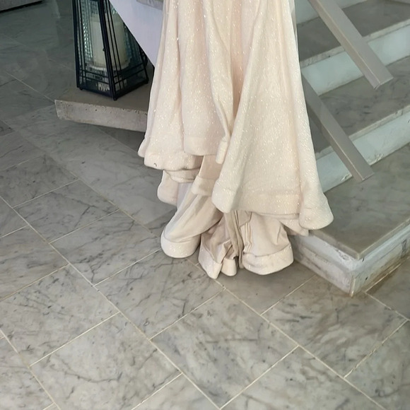 Jovani - Picture 5 of 6